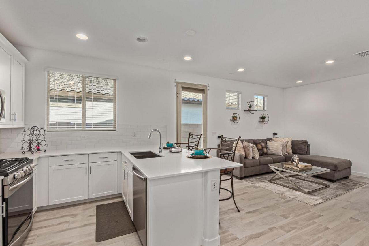 At Your Service - Modern Amenities, Urban Location, Sophisticated Style Phoenix Exterior foto