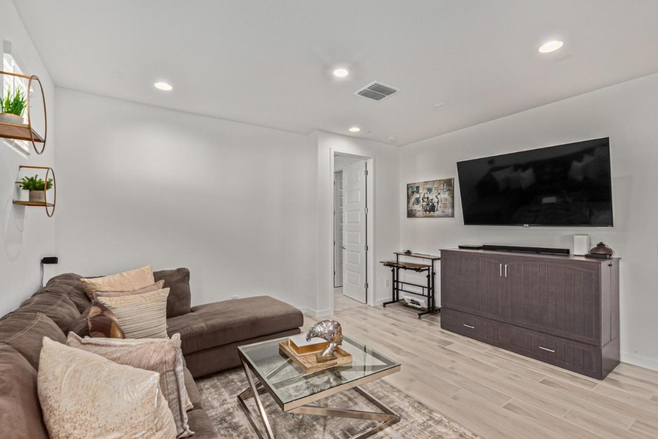 At Your Service - Modern Amenities, Urban Location, Sophisticated Style Phoenix Exterior foto