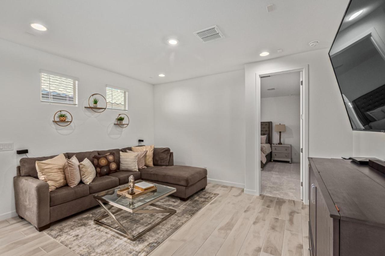 At Your Service - Modern Amenities, Urban Location, Sophisticated Style Phoenix Exterior foto