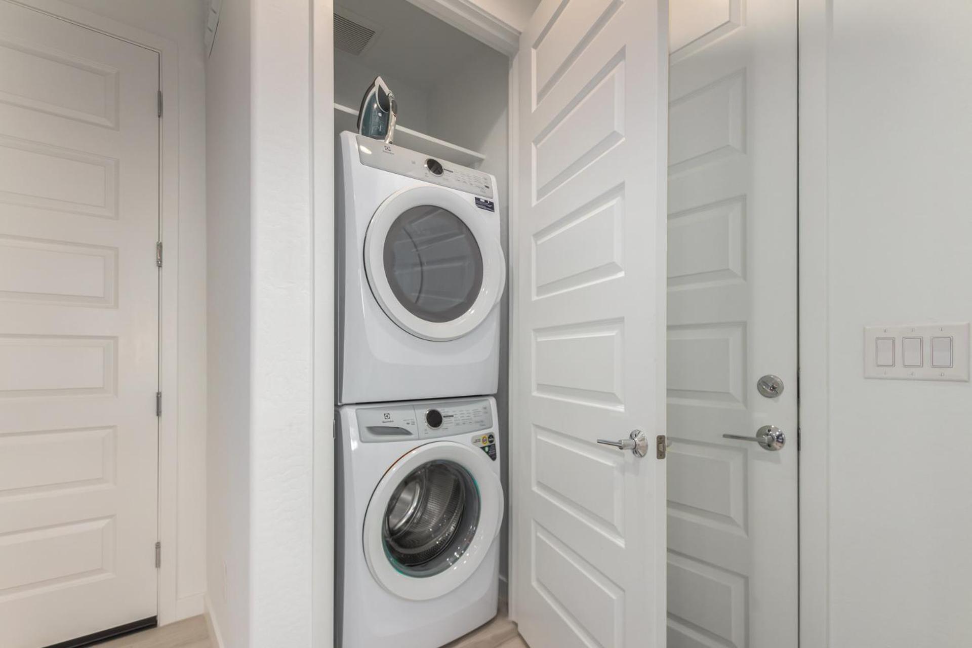 At Your Service - Modern Amenities, Urban Location, Sophisticated Style Phoenix Exterior foto